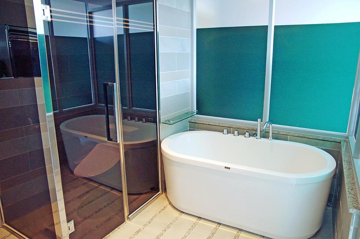 Opera 21 Hotel Jeonju Exterior photo